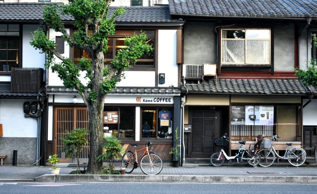 Sebuah Zairyū Card (Residence Card) dengan status 'Permanent Resident'.