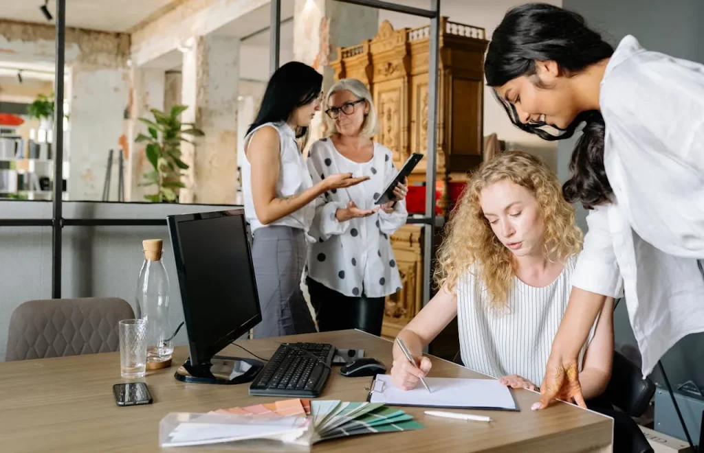 Grafik yang menurun drastis, melambangkan kegagalan sebuah rencana.