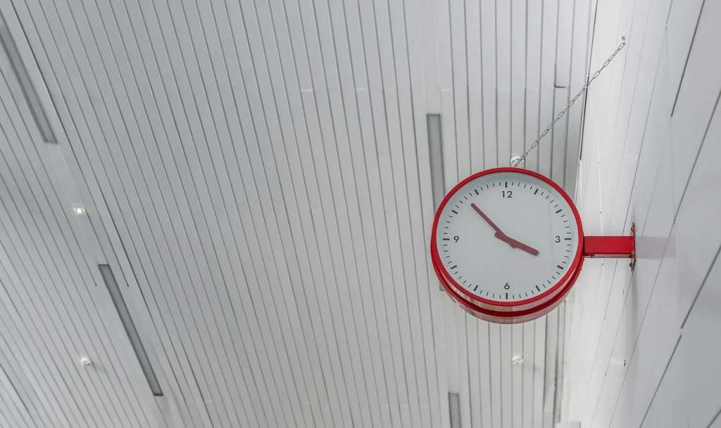 Tanda seru yang melambangkan peringatan atau hal yang perlu diperhatikan.