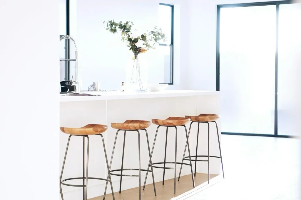 Interior sebuah share house yang modern dan nyaman di Fukuoka.