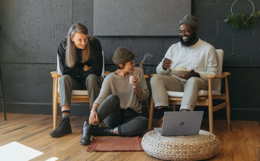 Interior sebuah share house yang modern dan nyaman di Tokyo.