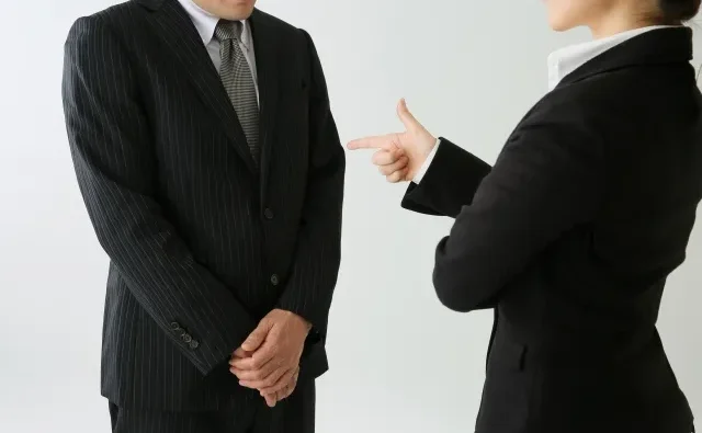 Daftar checklist ciri-ciri black company.