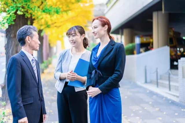 Diagram yang menjelaskan tiga jenis Keigo.