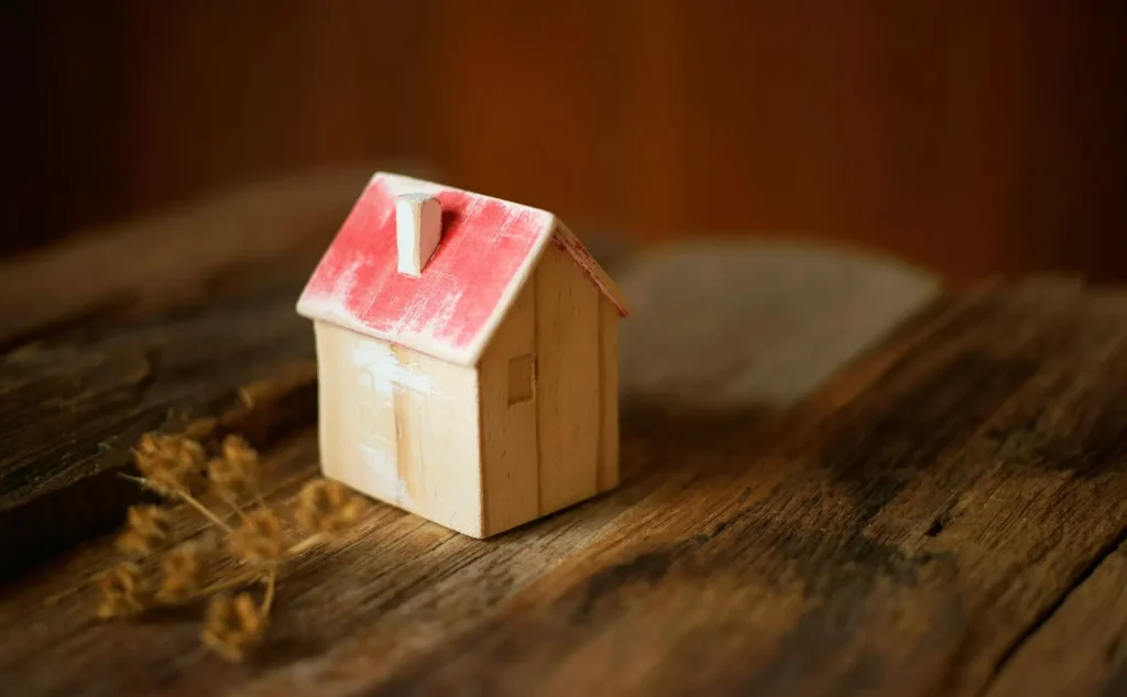 Sebuah rumah tradisional Jepang yang kosong (akiya).