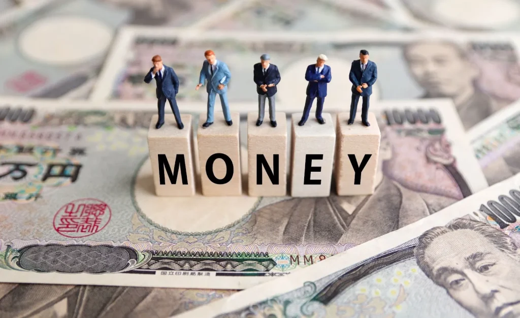 Distrik finansial Tokyo dengan gedung-gedung pencakar langit.