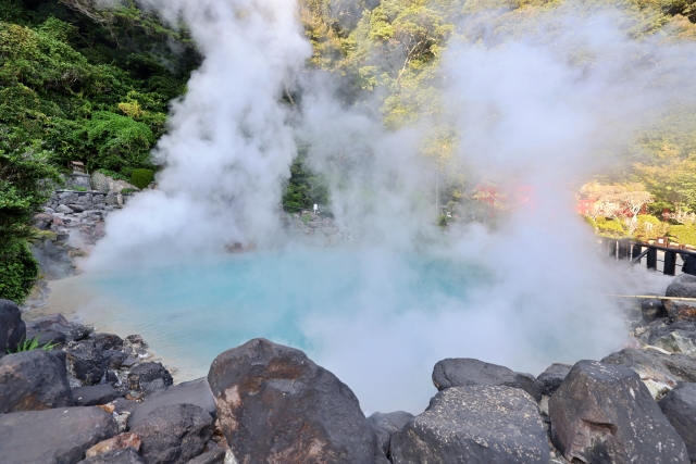 Pemandian air panas outdoor di Jepang