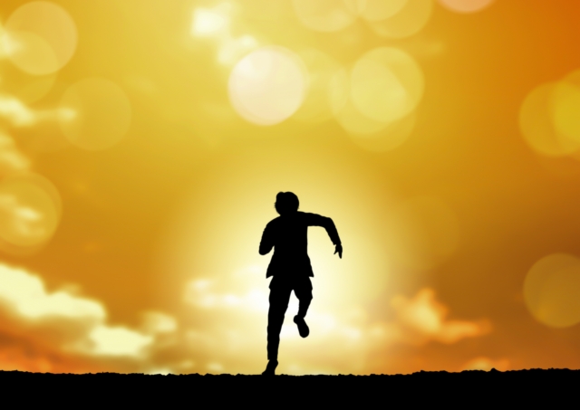 Sekelompok pebisnis sedang membungkuk (ojigi)